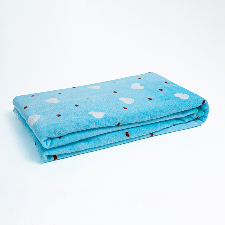 Custom 100 polyester knitted flannel baby blanket Blanket Manufacturer
