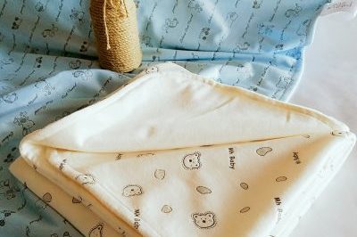 Double laminated flower baby blanket (4)