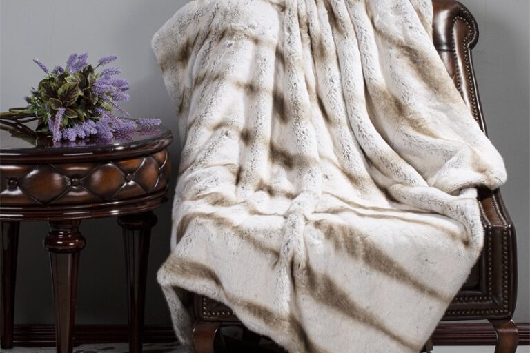 Faux fur mink throw and blanket (3)