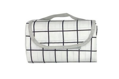 Portable lightweight waterproof beach blanket (2)