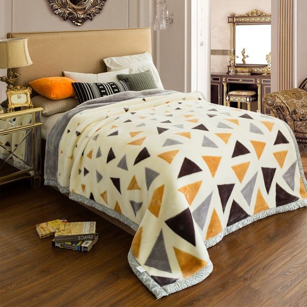 Soft mink raschel blanket for winter (1)