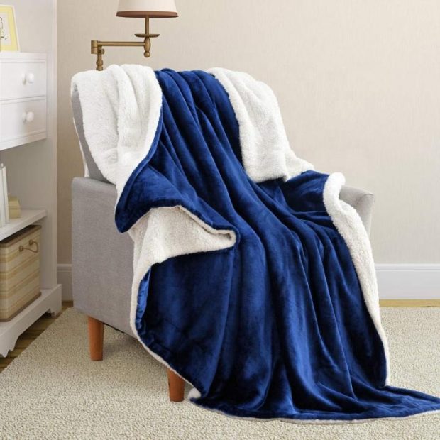 Super soft solid color fleece sherpa blanket (6)