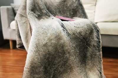 Warm shaggy faux fur throw blanket (5)