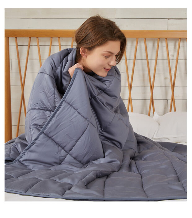 Lightweight cotton weighted blanket for summer sleep and travel use