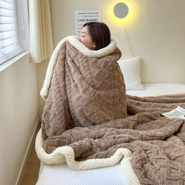  Thick warm Bohemian Sherpa fleece throw blanket for sofa or office naps