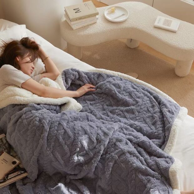 Thick warm Bohemian Sherpa fleece throw blanket for sofa or office naps