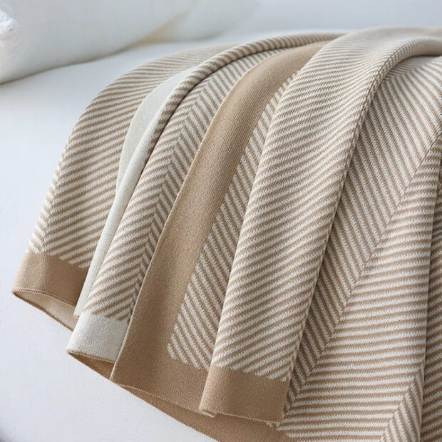 Minimalist knitted summer throw blanket for sofa, bed, or AC nap