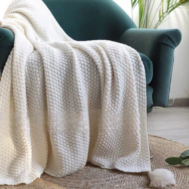 Nordic knitted tassel throw blanket with pom-poms for sofa and office naps