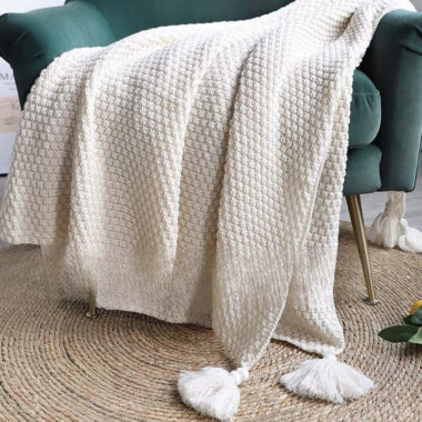 Nordic knitted tassel throw blanket with pom-poms for sofa and office naps