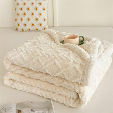 Lightweight Sherpa fleece sofa blanket for nap and air-conditioned rooms