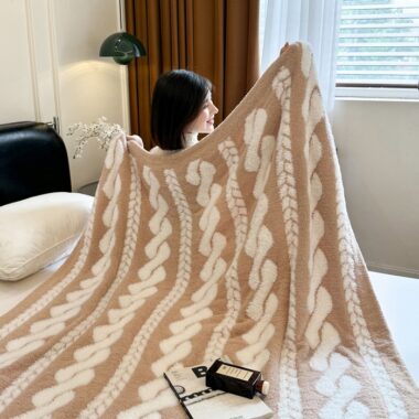  MUJI-style faux mink cable knit fleece blanket with soft cloud-touch backing