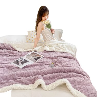 Thick double-layer Sherpa fleece blanket with jacquard flannel and taffeta